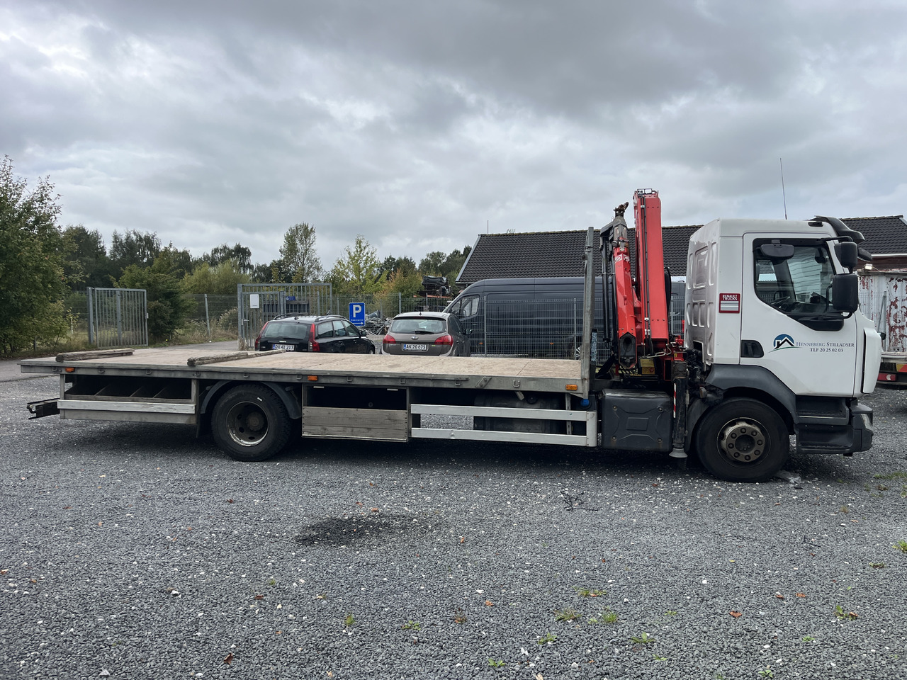 RENAULT D 16 - Caminhão grua: foto 1 RENAULT D 16 - Caminhão grua: foto 1