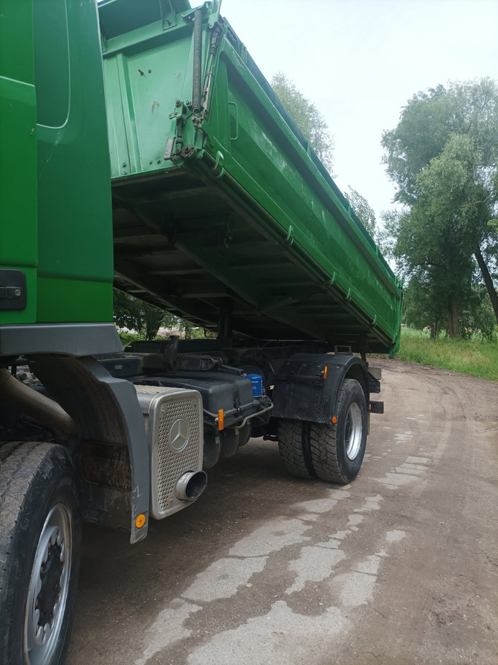MERCEDES-BENZ ACTROS 18 36 4X4 - Caminhão basculante: foto 3 MERCEDES-BENZ ACTROS 18 36 4X4 - Caminhão basculante: foto 3