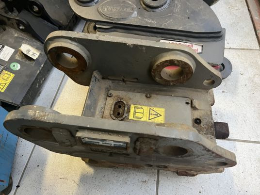 Attache rapide hydraulique Arden qa20 - qa21 - Acoplamento rápido: foto 3 Attache rapide hydraulique Arden qa20 - qa21 - Acoplamento rápido: foto 3