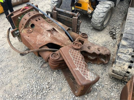 Croc béton montabert pelle 20T à 30T - Tesoura de demolição: foto 1 Croc béton montabert pelle 20T à 30T - Tesoura de demolição: foto 1