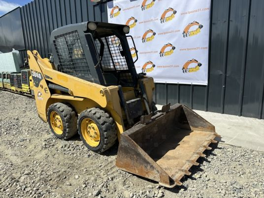 Gehl 3840 - Mini carregadeira: foto 3 Gehl 3840 - Mini carregadeira: foto 3