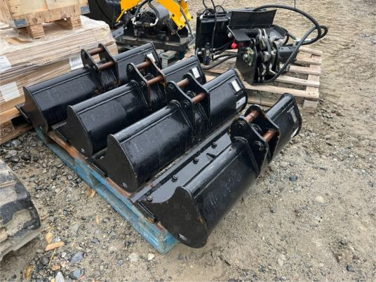 Godet de curage pour minipelle - axe 30 mm - Balde: foto 5 Godet de curage pour minipelle - axe 30 mm - Balde: foto 5