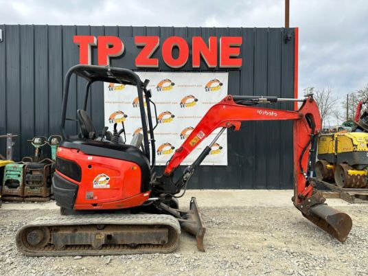 Kubota U27-4 à 20500 € HT - Mini escavadeira: foto 1 Kubota U27-4 à 20500 € HT - Mini escavadeira: foto 1