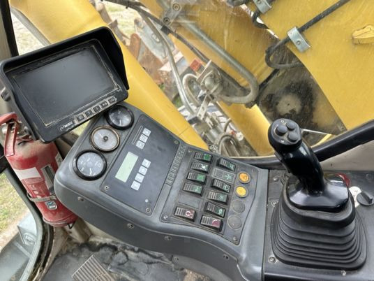Liebherr A314 LITRONIC - Escavadeira de rodas: foto 5 Liebherr A314 LITRONIC - Escavadeira de rodas: foto 5