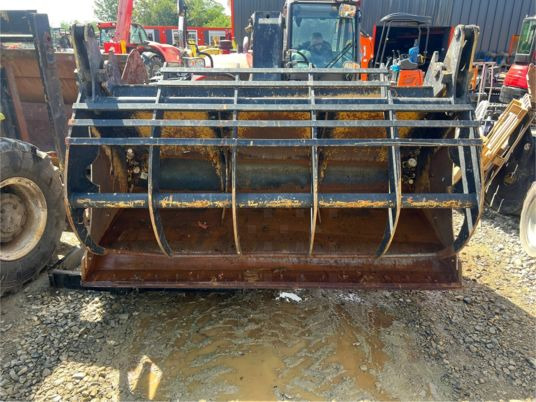 Manitou CBG 2480 / 2000 MS - Empilhador telescópico: foto 1 Manitou CBG 2480 / 2000 MS - Empilhador telescópico: foto 1