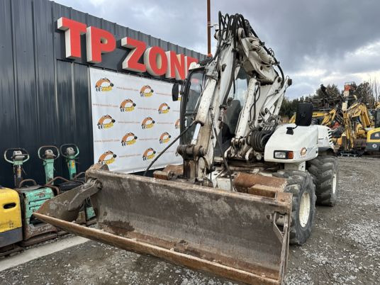 Mecalac 12MSX à 32500 € HT - Escavadeira de rodas: foto 4 Mecalac 12MSX à 32500 € HT - Escavadeira de rodas: foto 4