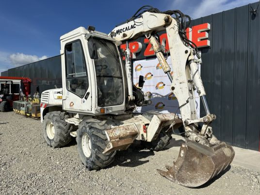 Mecalac 12MXT - Déport - Caméra x 2 - Escavadeira de rodas: foto 3 Mecalac 12MXT - Déport - Caméra x 2 - Escavadeira de rodas: foto 3