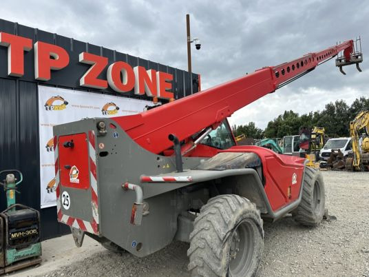 Merlo P40.17 - Caméra - Fourches - 4T - 17M - Empilhador telescópico: foto 3 Merlo P40.17 - Caméra - Fourches - 4T - 17M - Empilhador telescópico: foto 3