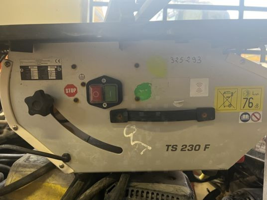 SCIE DE CARRELAGE HUSQVARNA TS230F - Ferramenta/ Equipamento: foto 1 SCIE DE CARRELAGE HUSQVARNA TS230F - Ferramenta/ Equipamento: foto 1