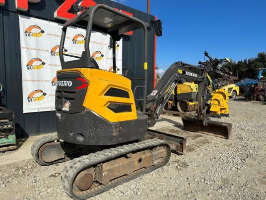Volvo ECR25D à 23900 euros HT - Mini escavadeira: foto 3 Volvo ECR25D à 23900 euros HT - Mini escavadeira: foto 3