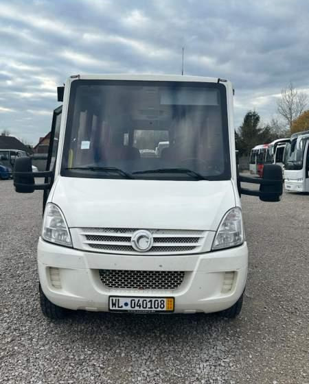 Iveco Daily Kutsenits 2011 Rossero, Prodig - Micro-ônibus, Furgão de passageiros: foto 3 Iveco Daily Kutsenits 2011 Rossero, Prodig - Micro-ônibus, Furgão de passageiros: foto 3