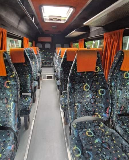 Mercedes-Benz Sprinter 20+8 - Micro-ônibus, Furgão de passageiros: foto 2 Mercedes-Benz Sprinter 20+8 - Micro-ônibus, Furgão de passageiros: foto 2