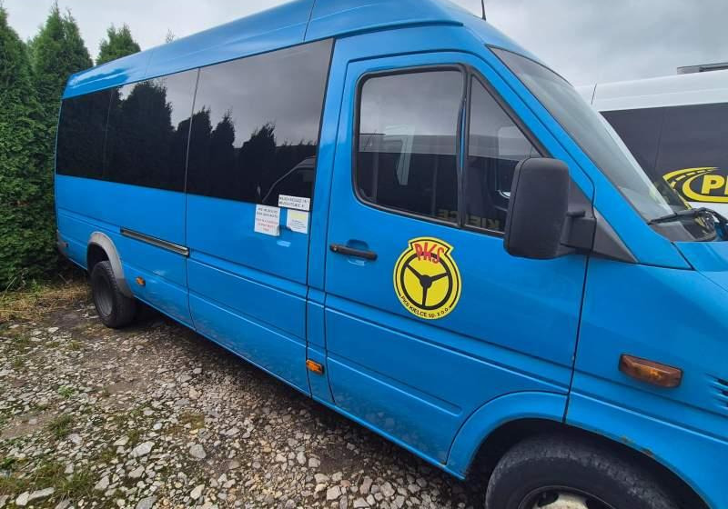 Mercedes-Benz Sprinter 413 CDI 20+6 - Micro-ônibus, Furgão de passageiros: foto 3 Mercedes-Benz Sprinter 413 CDI 20+6 - Micro-ônibus, Furgão de passageiros: foto 3