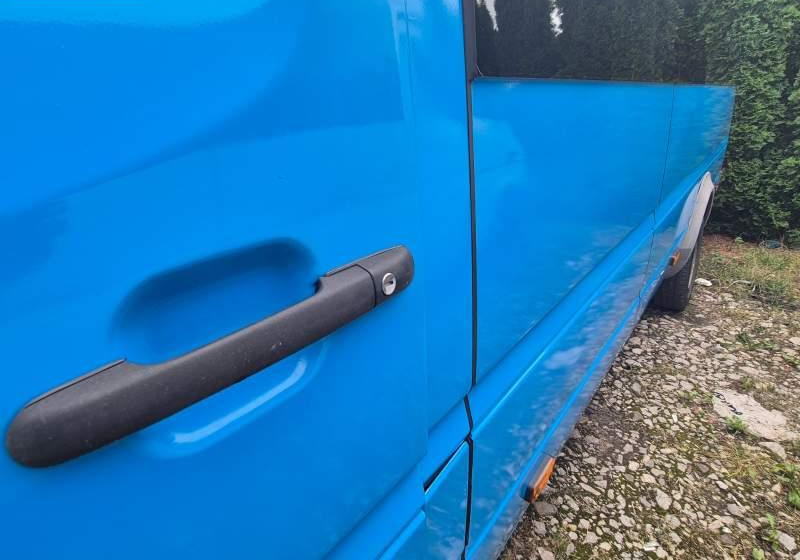 Mercedes-Benz Sprinter 413 CDI 20+6 - Micro-ônibus, Furgão de passageiros: foto 4 Mercedes-Benz Sprinter 413 CDI 20+6 - Micro-ônibus, Furgão de passageiros: foto 4