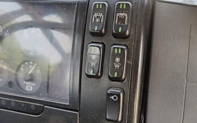 Ônibus suburbano Mercedes-Benz Vario 814D 38+15: foto 9 Ônibus suburbano Mercedes-Benz Vario 814D 38+15: foto 9