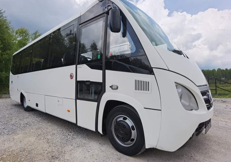 Locação de  Mercedes-Benz Vario Luxor 39 miejsc EURO V Mercedes-Benz Vario Luxor 39 miejsc EURO V: foto 12