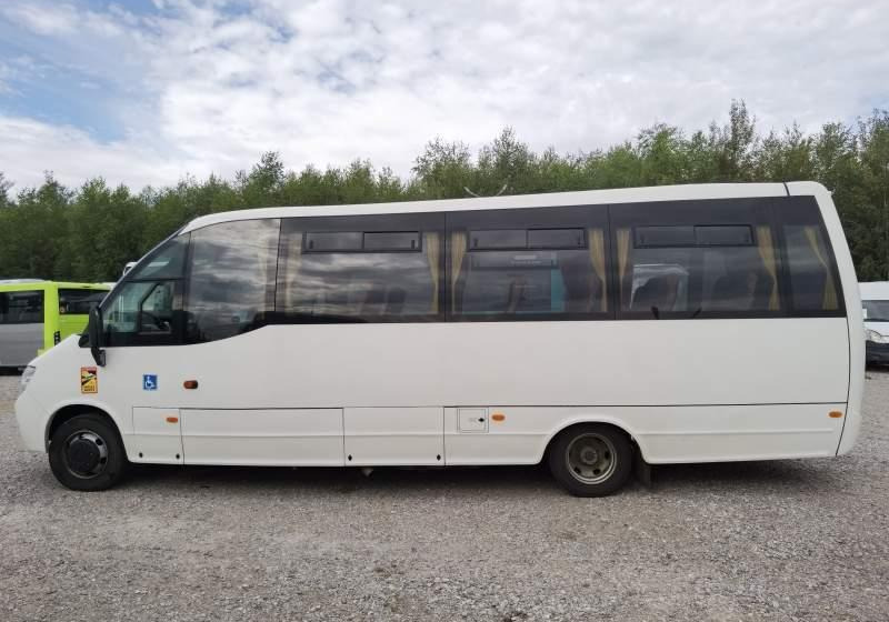 Mercedes-Benz WING VARIO 34 Uszkodzony silnik - Ônibus suburbano: foto 4 Mercedes-Benz WING VARIO 34 Uszkodzony silnik - Ônibus suburbano: foto 4