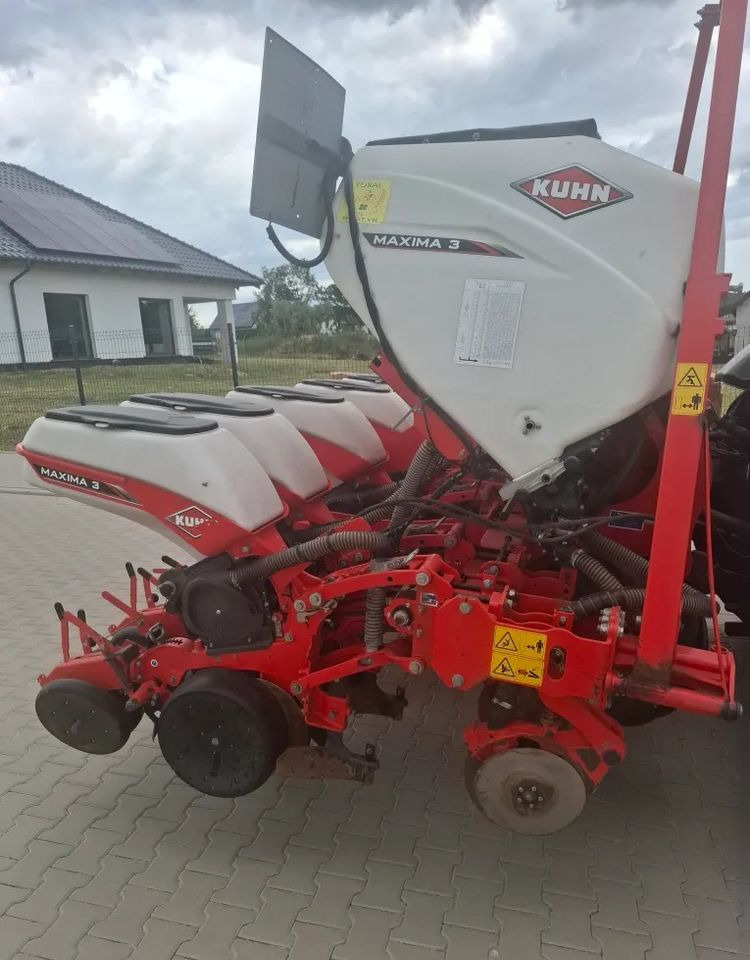Kuhn Maxima 3 TS 2021 Rok , Stan Idealny - Semeadeira: foto 1 Kuhn Maxima 3 TS 2021 Rok , Stan Idealny - Semeadeira: foto 1