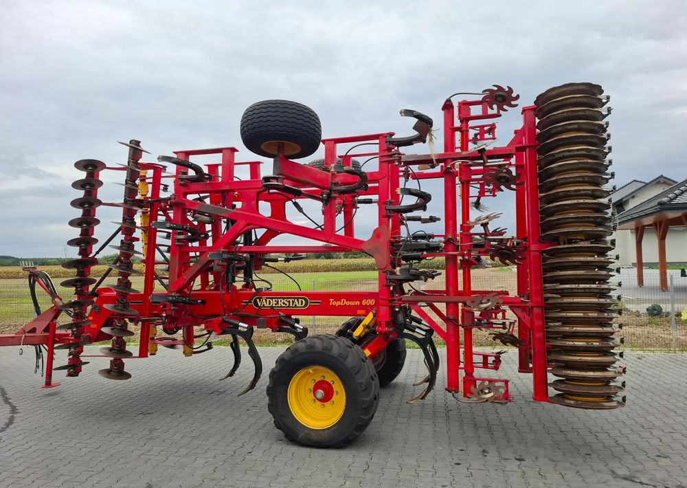 Väderstad TOPDOWN 600 2015 Rok, Nie Malowany , Stan Bardzo Dobry - Maquina para lavrar a terra: foto 2 Väderstad TOPDOWN 600 2015 Rok, Nie Malowany , Stan Bardzo Dobry - Maquina para lavrar a terra: foto 2