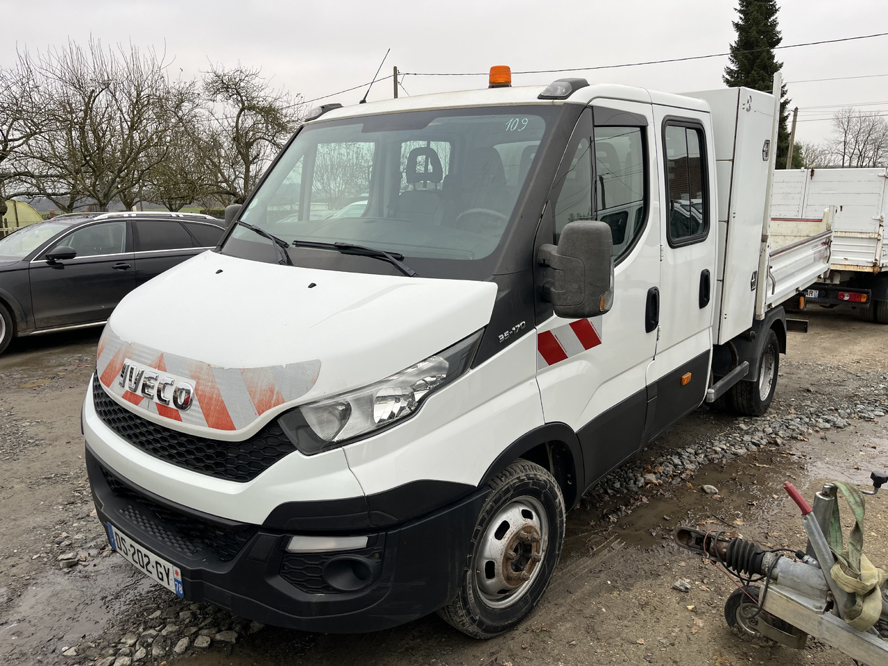 Iveco Daily 35-170 - Furgão basculante: foto 1 Iveco Daily 35-170 - Furgão basculante: foto 1