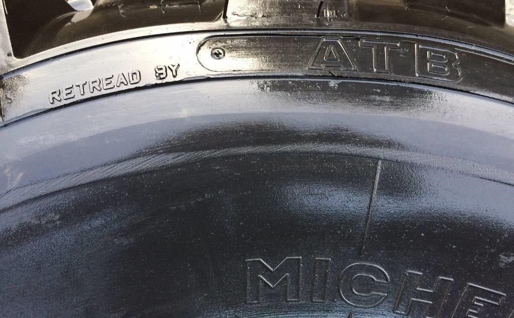 Michelin 525/65R20.5 XS - RECAP - Pneu de Máquina agrícola: foto 5 Michelin 525/65R20.5 XS - RECAP - Pneu de Máquina agrícola: foto 5