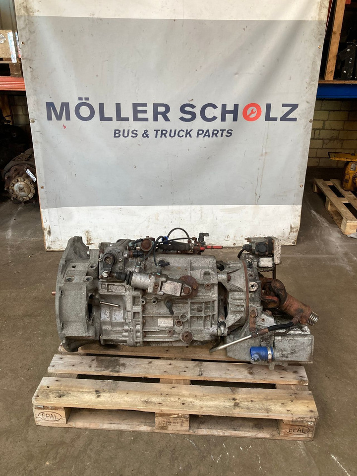 Mercedes-Benz Schaltgetriebe Mercedes GO210-6 GO 210-6 714.140 Setra Retarder - Caixas de velocidade e peças de Ônibus: foto 1 Mercedes-Benz Schaltgetriebe Mercedes GO210-6 GO 210-6 714.140 Setra Retarder - Caixas de velocidade e peças de Ônibus: foto 1