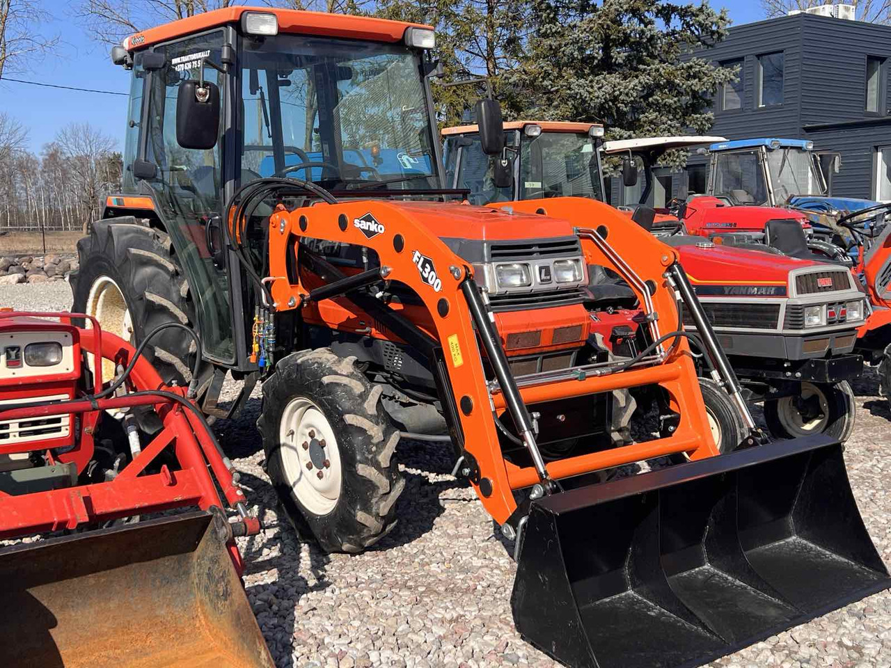 Kubota GL467 - Trator: foto 2 Kubota GL467 - Trator: foto 2