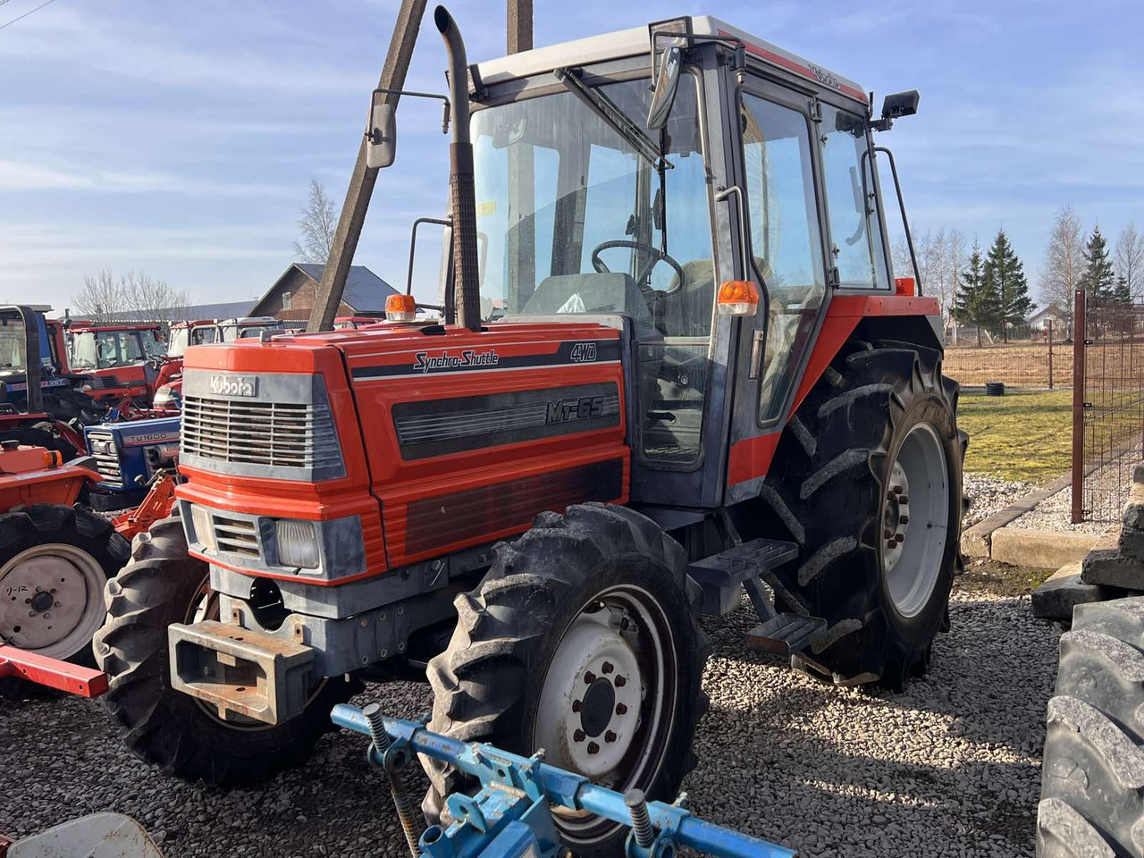 Kubota M1-65 - Trator: foto 2 Kubota M1-65 - Trator: foto 2