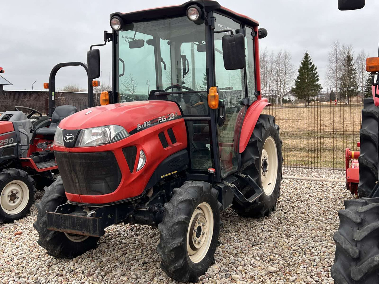 Yanmar EG334 - Mini trator: foto 1 Yanmar EG334 - Mini trator: foto 1