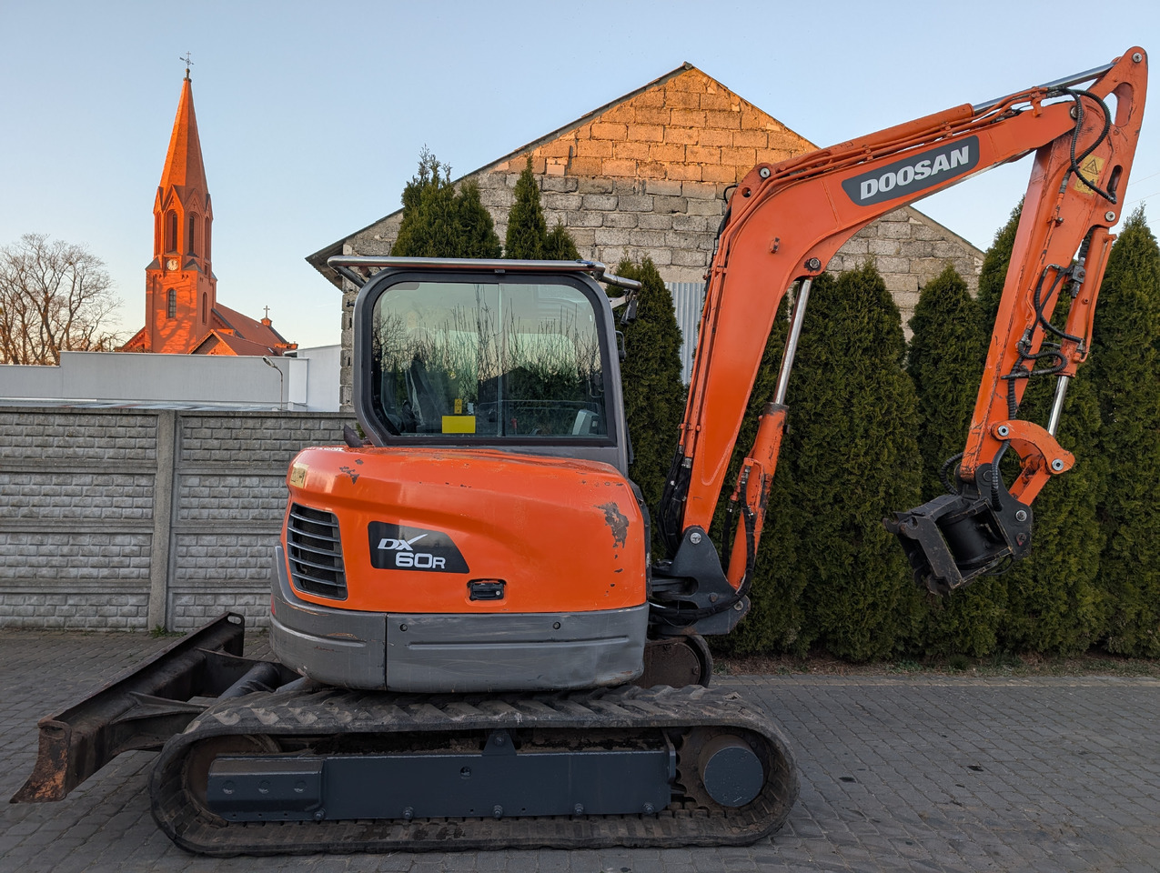 DOOSAN DX60R - Escavadeira: foto 2 DOOSAN DX60R - Escavadeira: foto 2