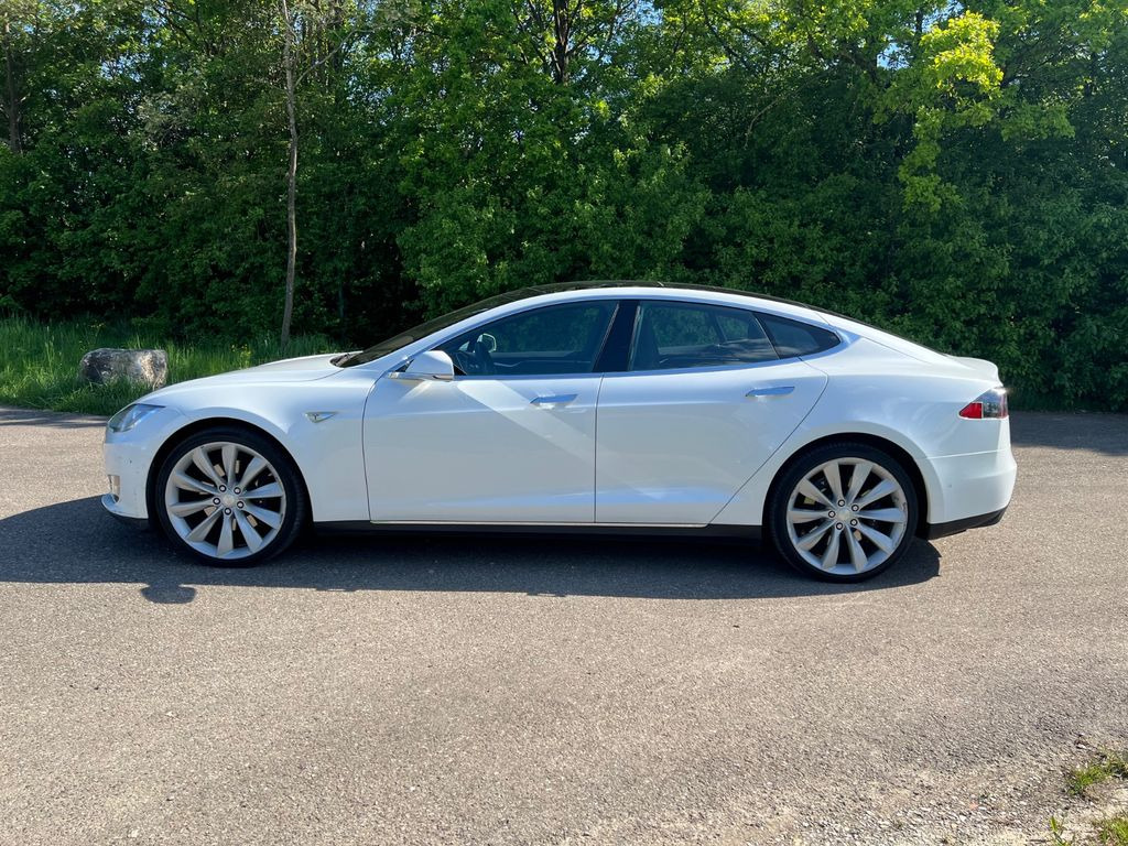 Tesla Model S 85D No free SC - Sedã: foto 5 Tesla Model S 85D No free SC - Sedã: foto 5