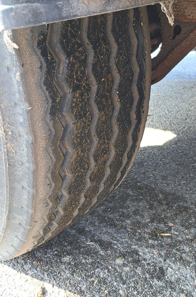 Locação de KNAPEN K100 - 6 mm Floor KNAPEN K100 - 6 mm Floor: foto 14 Locação de KNAPEN K100 - 6 mm Floor KNAPEN K100 - 6 mm Floor: foto 14