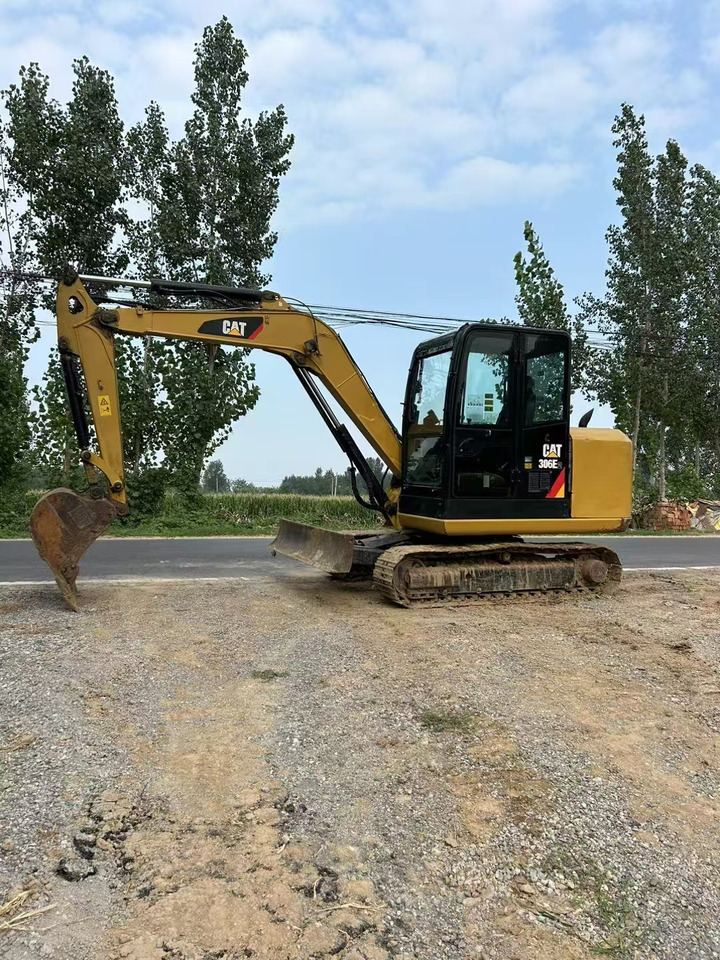 CATERPILLAR 306E2 - Escavadora de rastos: foto 1 CATERPILLAR 306E2 - Escavadora de rastos: foto 1