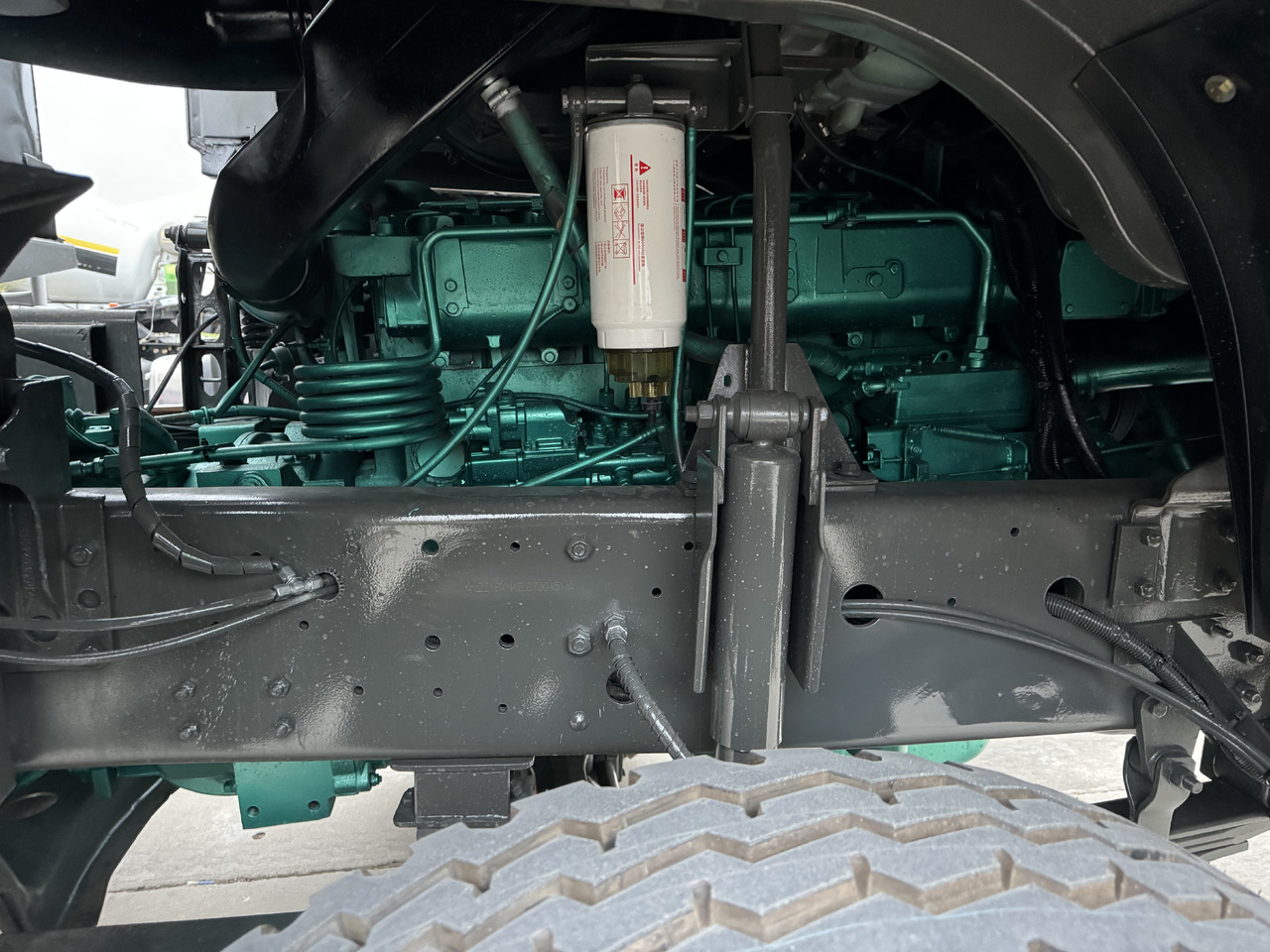 Sinotruk HOWO 371 dump truck tipper - Caminhão basculante: foto 5 Sinotruk HOWO 371 dump truck tipper - Caminhão basculante: foto 5
