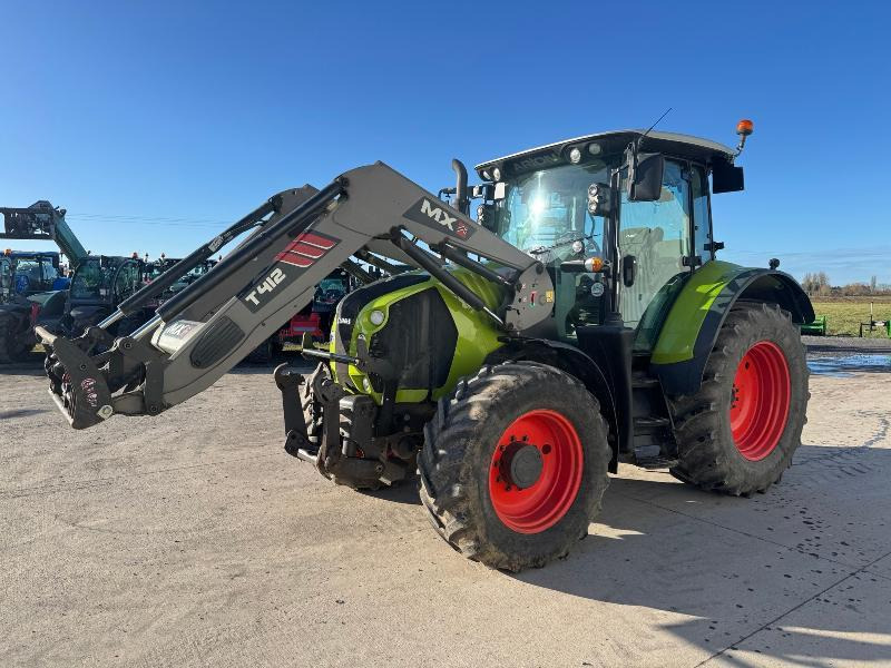 CLAAS ARION 520 - Trator: foto 1 CLAAS ARION 520 - Trator: foto 1