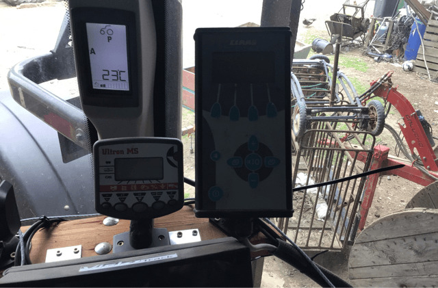 Enfardadeira de fardos redondos CLAAS VARIANT 380: foto 8 Enfardadeira de fardos redondos CLAAS VARIANT 380: foto 8