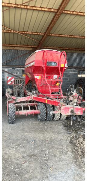 HORSCH PRONTO 3DC - Semeadora combinada: foto 4 HORSCH PRONTO 3DC - Semeadora combinada: foto 4