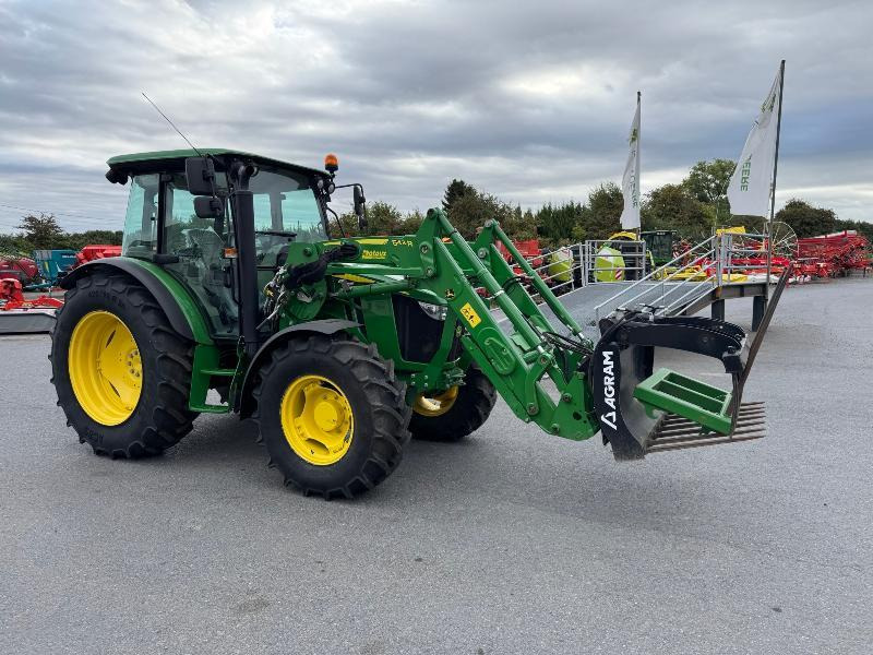 JOHN DEERE 5090M - Trator: foto 2 JOHN DEERE 5090M - Trator: foto 2