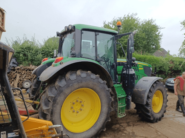 JOHN DEERE 6155M - Trator: foto 2 JOHN DEERE 6155M - Trator: foto 2