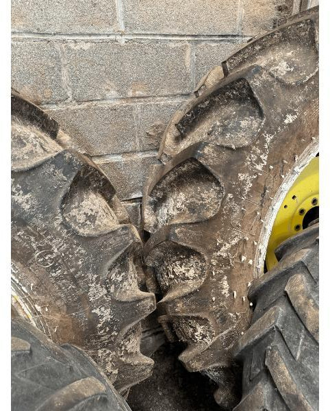 JOHN DEERE 6230 - Trator: foto 4 JOHN DEERE 6230 - Trator: foto 4