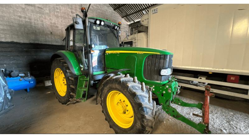 JOHN DEERE 6520 - Trator: foto 1 JOHN DEERE 6520 - Trator: foto 1