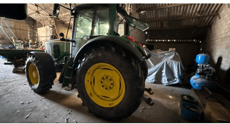 JOHN DEERE 6520 - Trator: foto 3 JOHN DEERE 6520 - Trator: foto 3