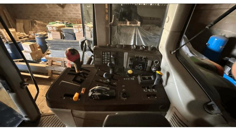 JOHN DEERE 6520 - Trator: foto 5 JOHN DEERE 6520 - Trator: foto 5