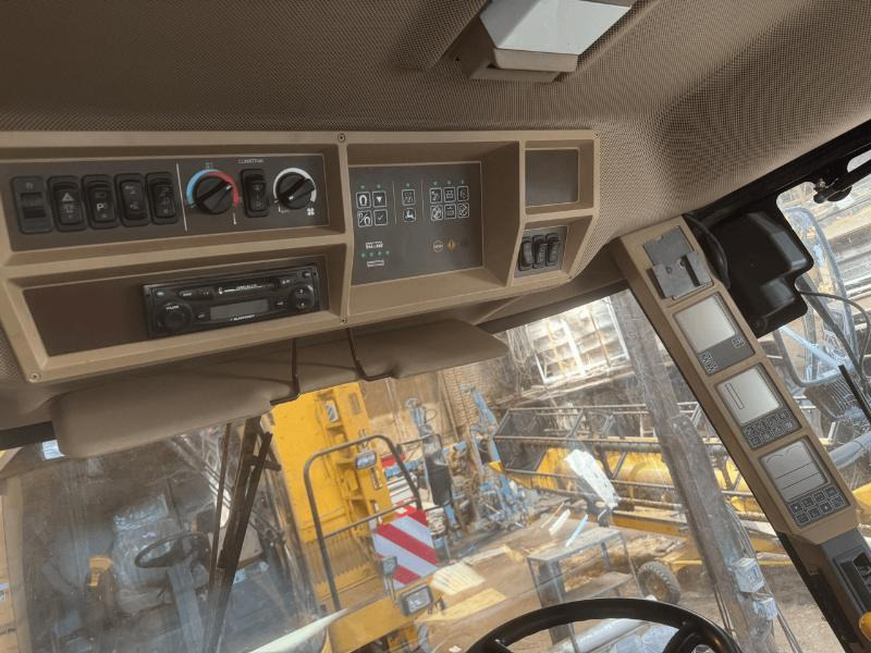 JOHN DEERE 7400 4RM - Picadora de forragem automotriz: foto 3 JOHN DEERE 7400 4RM - Picadora de forragem automotriz: foto 3