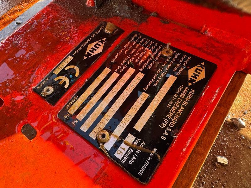 Pulverizador montado KUHN OPTIS P600: foto 9