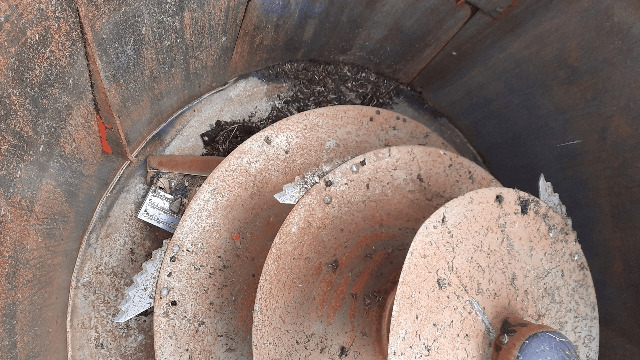 KUHN SPV14 - Misturadora Alimentadora: foto 4 KUHN SPV14 - Misturadora Alimentadora: foto 4