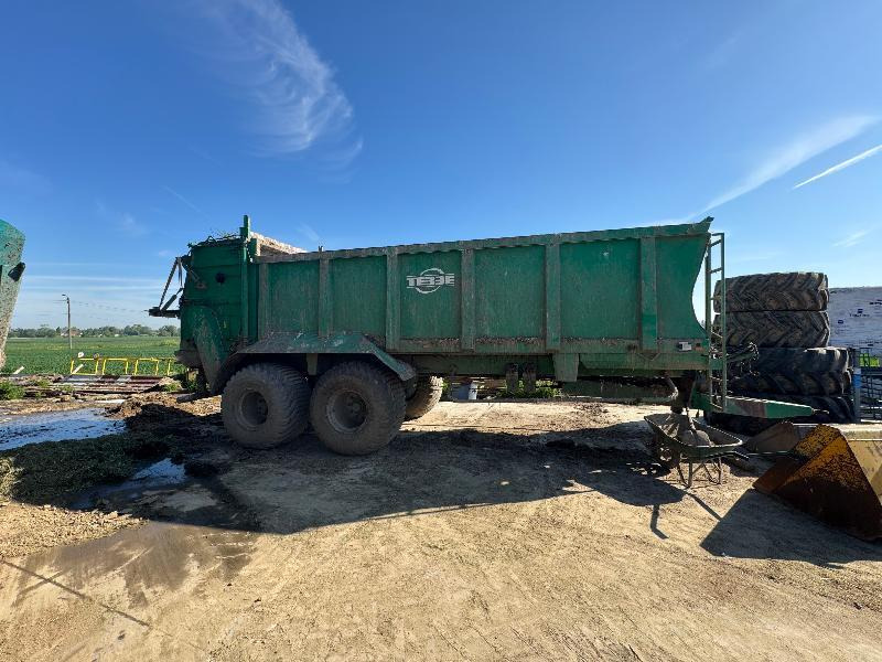 TEBBE HKS - Espalhador de estrume: foto 1 TEBBE HKS - Espalhador de estrume: foto 1