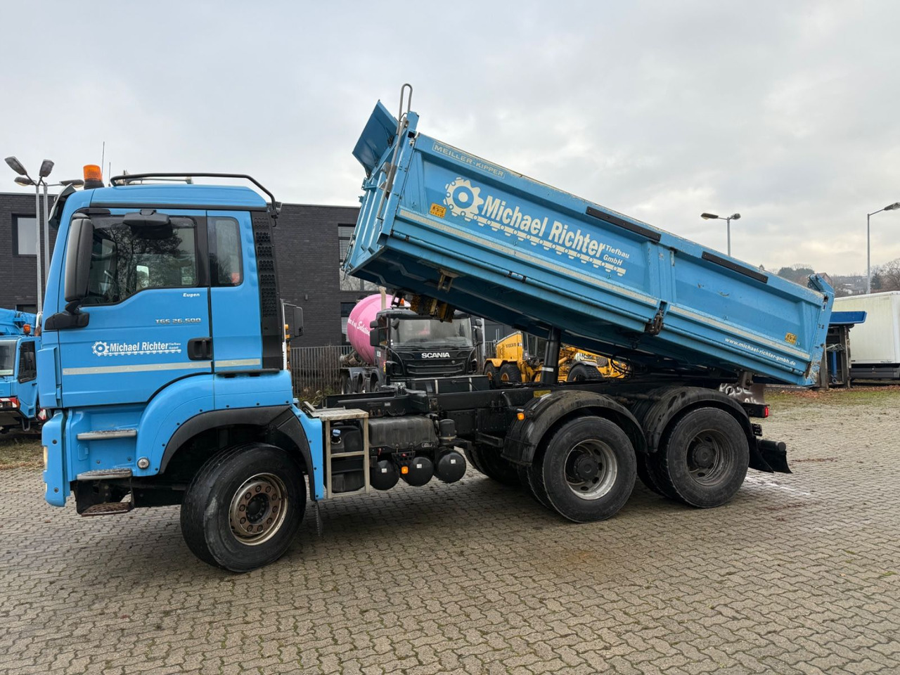 MAN 26.500 - Caminhão basculante: foto 3 MAN 26.500 - Caminhão basculante: foto 3