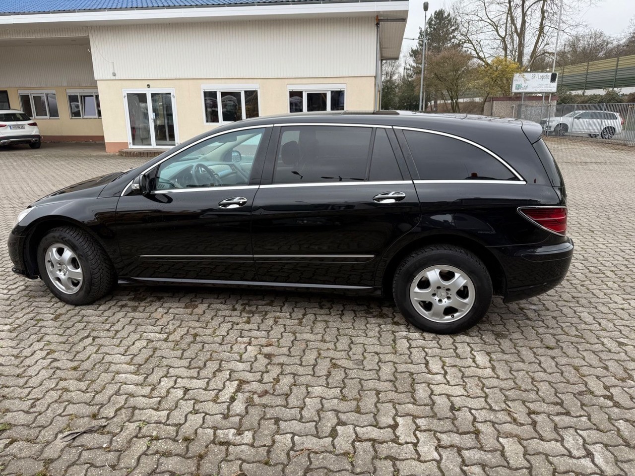 Mercedes-Benz R - SUV: foto 2 Mercedes-Benz R - SUV: foto 2