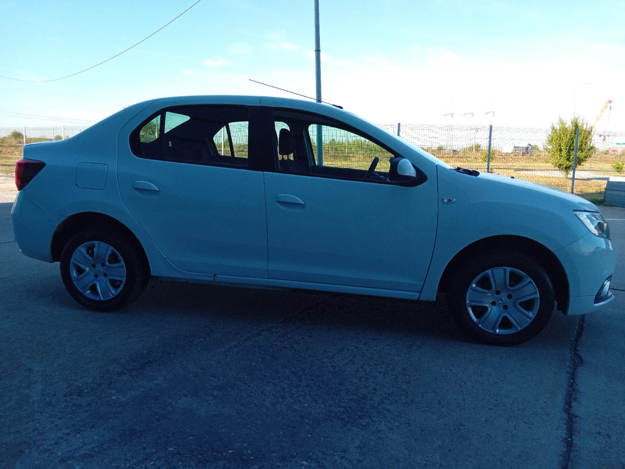 Dacia Logan 1.5 dCi, TOP ! - Sedã: foto 4 Dacia Logan 1.5 dCi, TOP ! - Sedã: foto 4